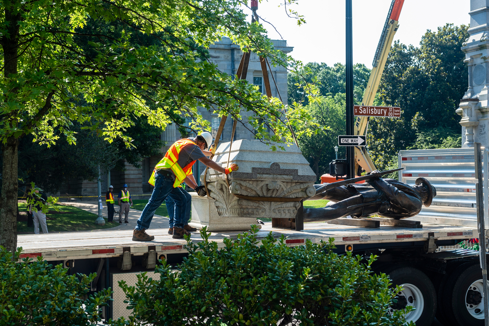 Defense Bill in Danger Over Confederate-Named Military Bases