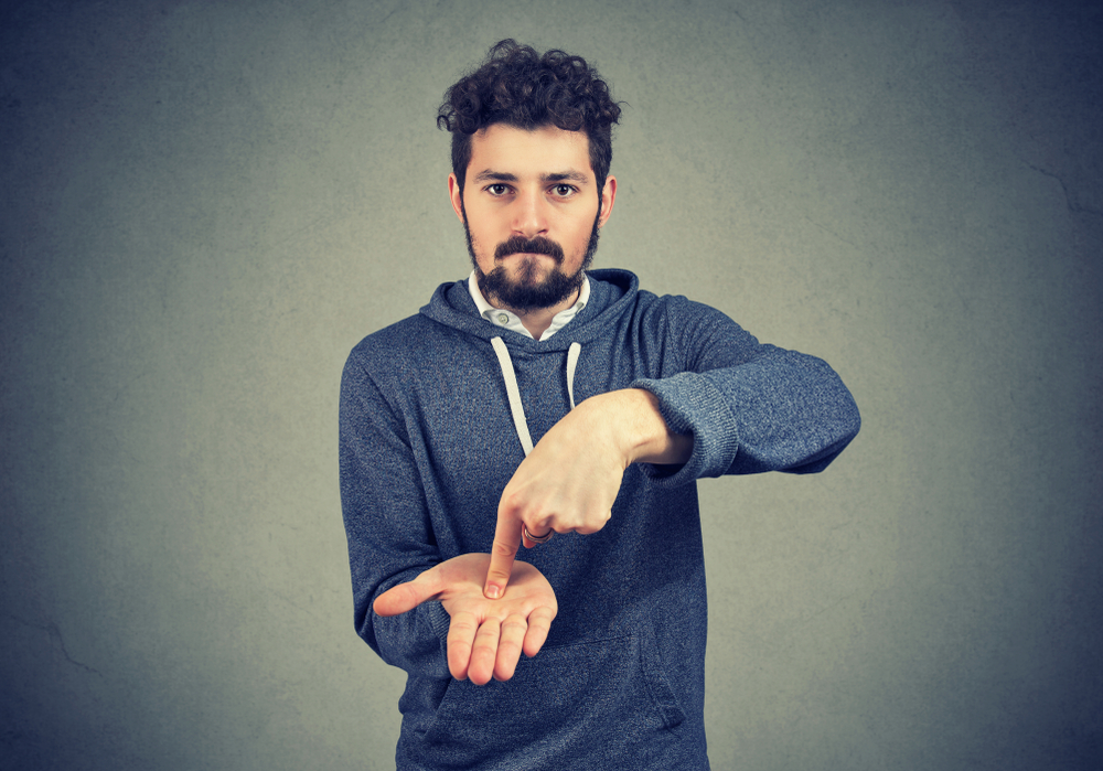 What Happens to Your Bonus If You Resign or Are Fired Before the Benefit Is Paid?